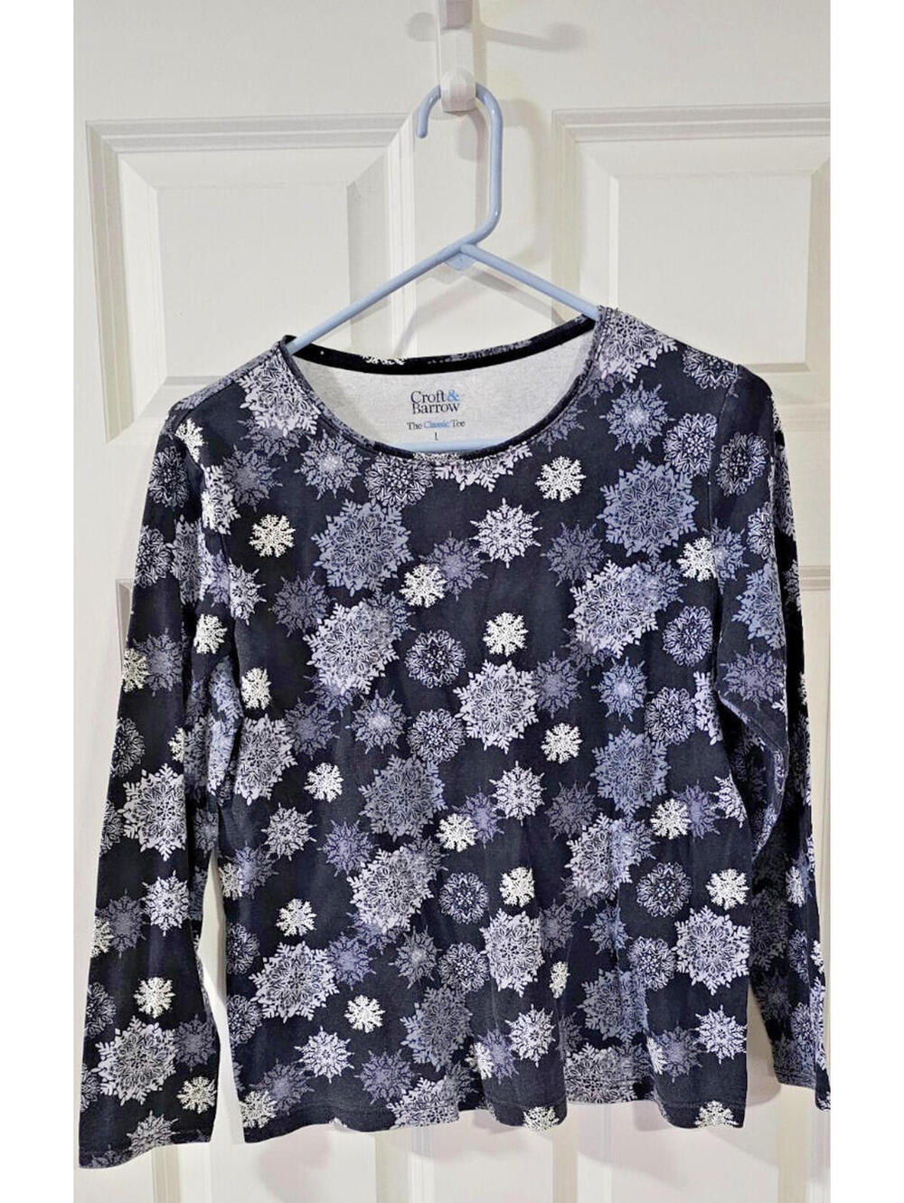Women's Croft and Barrow The Classic Long Sleeve Tee Size large